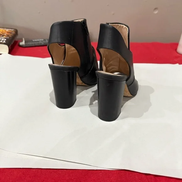 Chic Black Women's Block Heel Peep-Toe Shoes - Picture 4 of 6